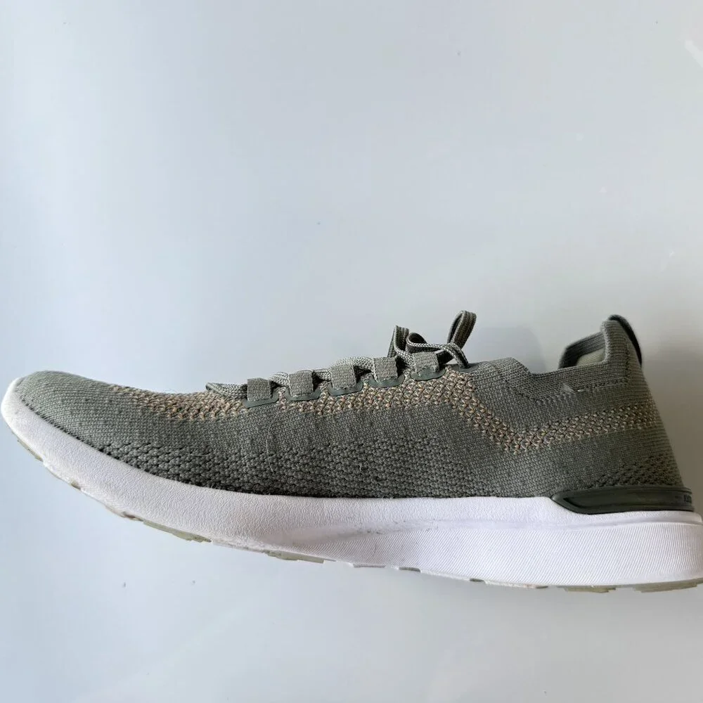 Athletic Propulsion Lab Size 8 Sneakers‎ Athleisure Active